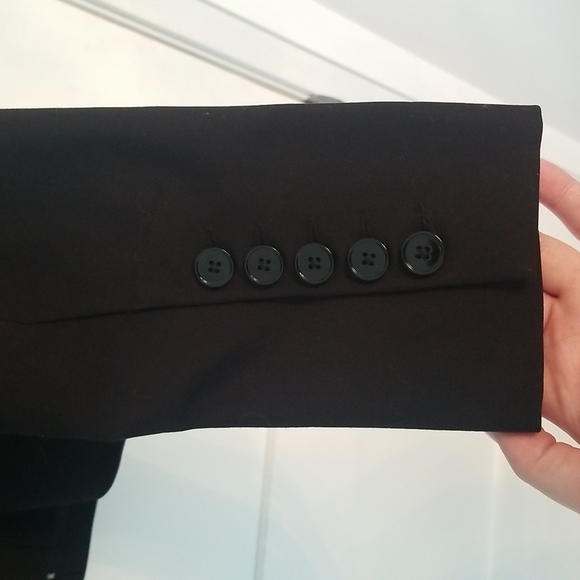 RW&CO Suit - Picture 8 of 13